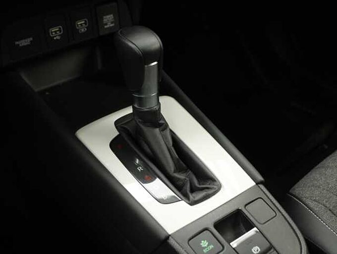 Honda  Jazz PREMSUNLIGT WHITE